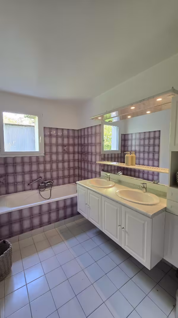 Salle de bain rez-de-chaussée